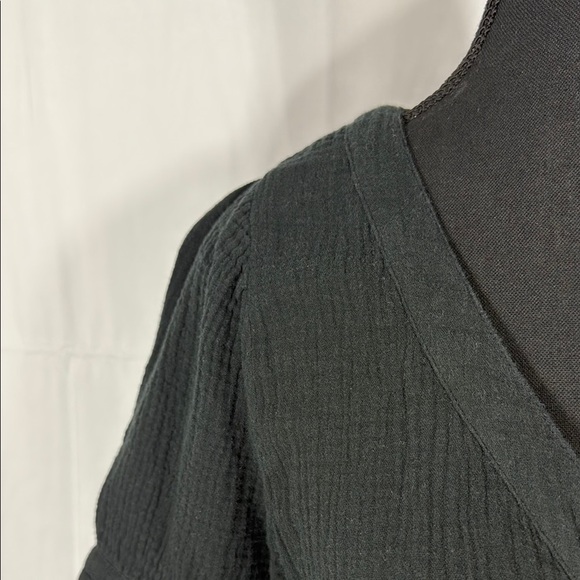 Madewell Elegant Black Button-Down Dress Shirt Size 4 - Picture 5 of 11